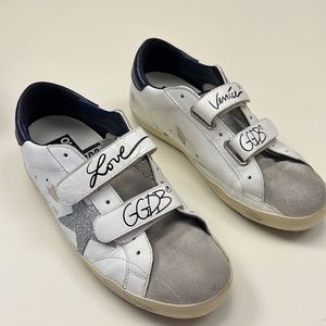 AUTHENTIC GG - beautiful silver and metallic blue sneakers. Almost new!